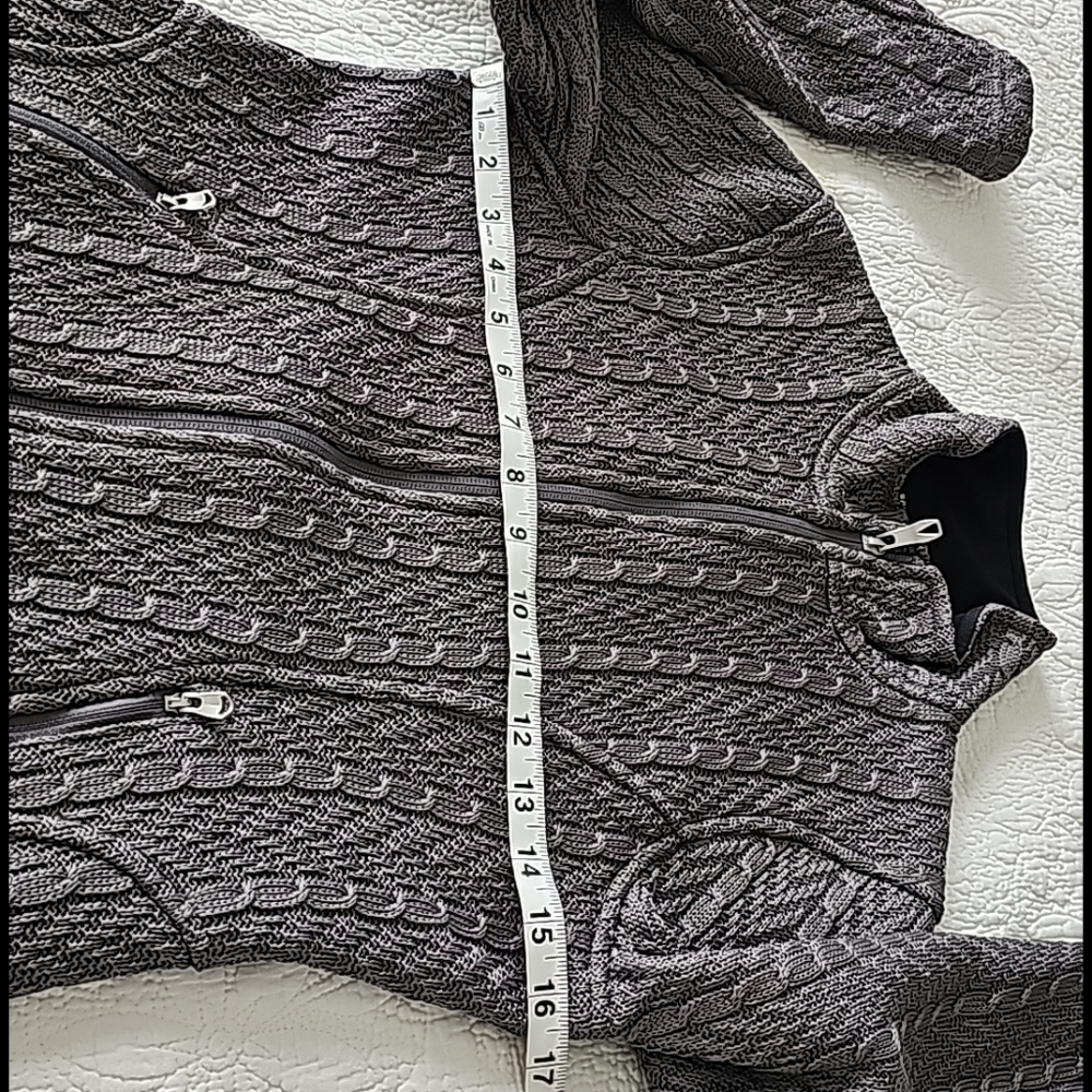 Spyder Full Zipped Turtleneck Cable Knit Sweater - Picture 8 of 15